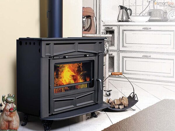 Kamin na čvrsto gorivo Plamen